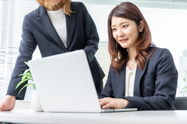 ■一般事務、法律事務★TOEIC 770、英検 準1級★