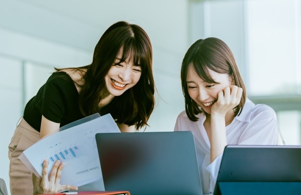 ■金融事務★TOEIC770点、日商簿記2級、証券外務員1種★